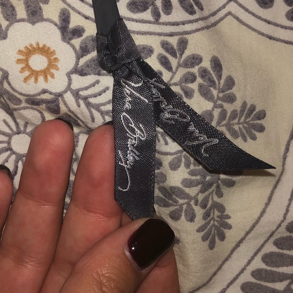 EUC Vera Bradley patterned wallet - Picture 5 of 5